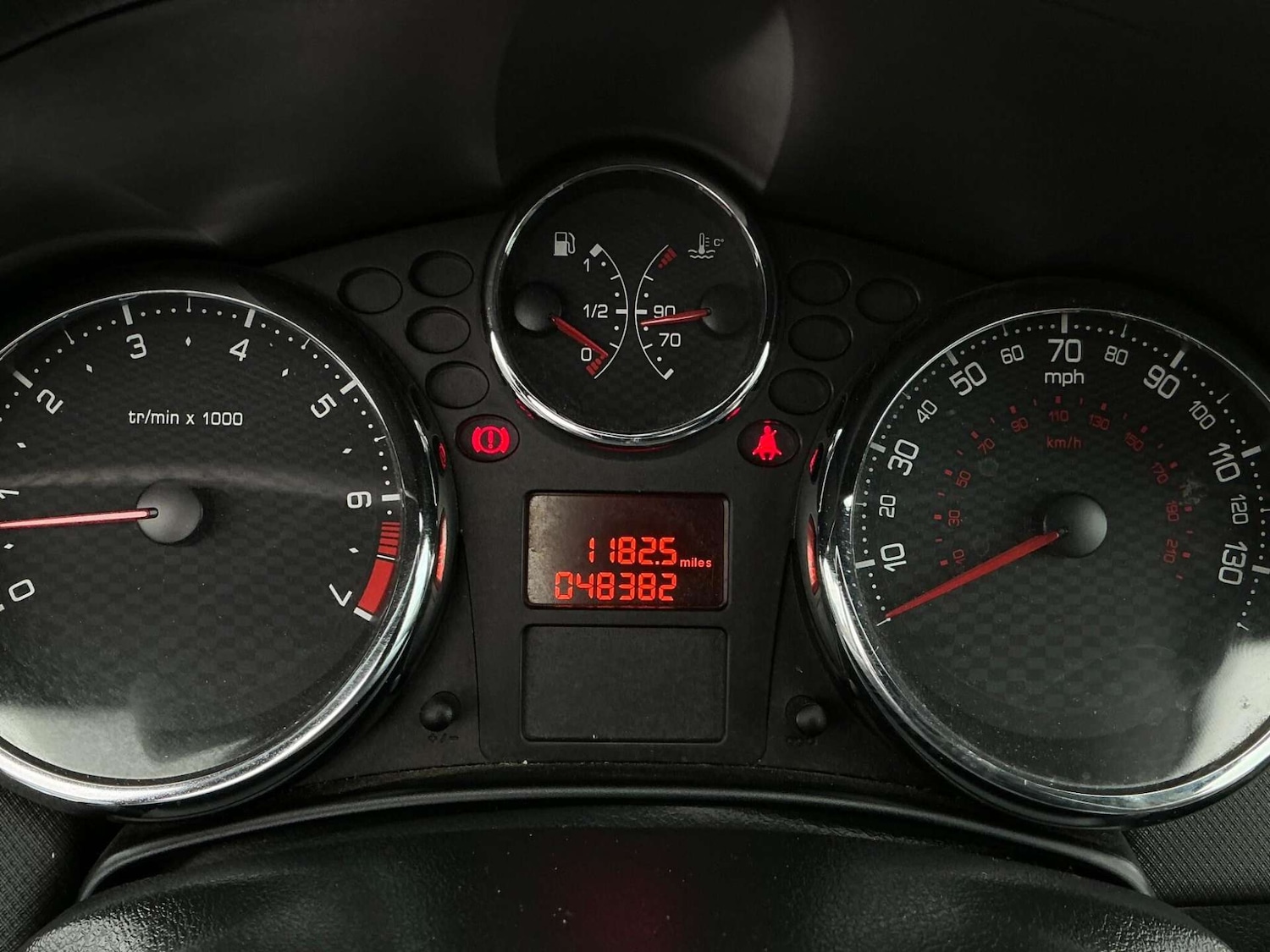 Used Peugeot 207 2012 for sale - 76858845: Photo 2