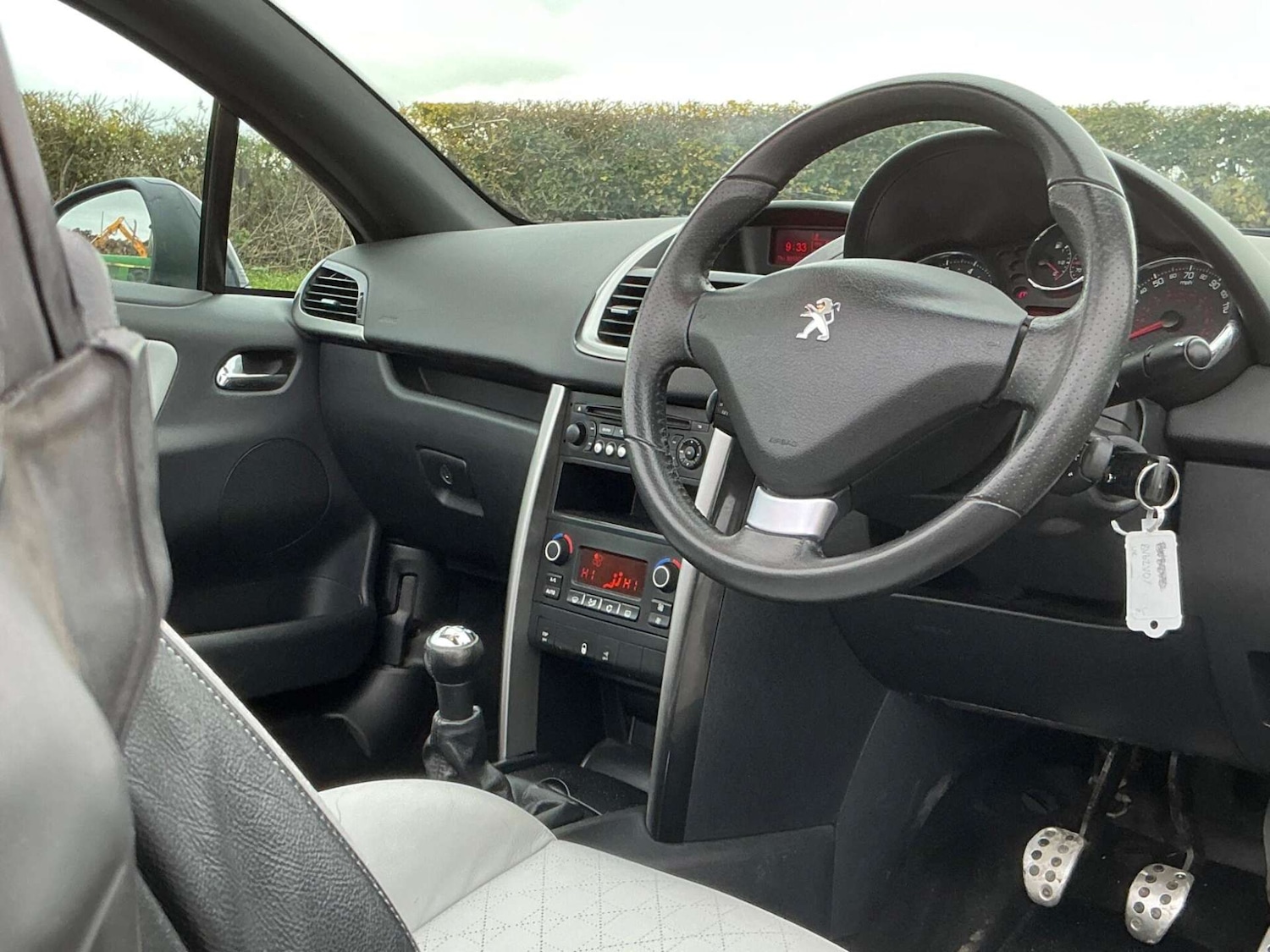 Used Peugeot 207 2012 for sale - 76858845: Photo 35