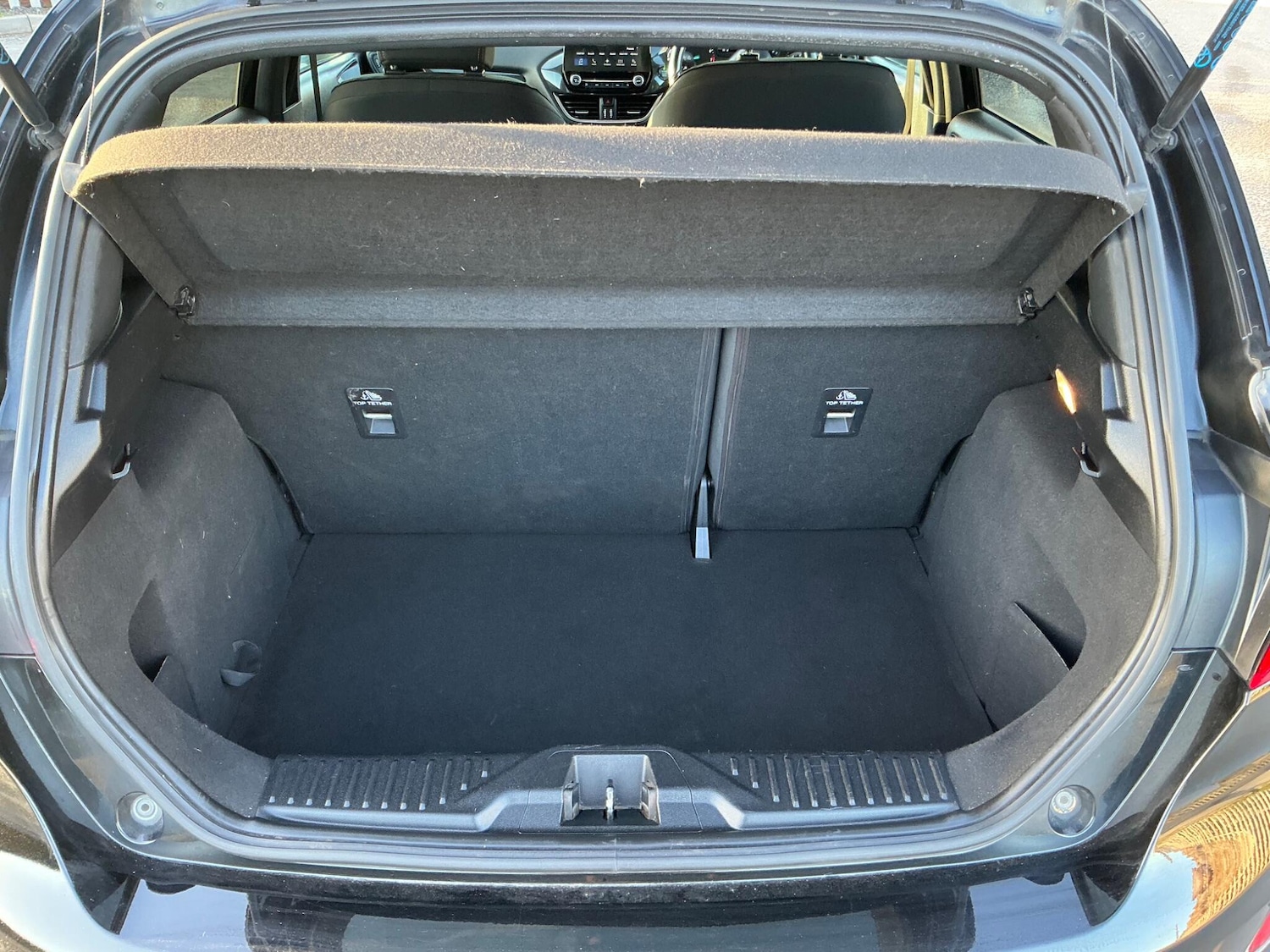 Used Ford Fiesta 2018 for sale - 76606989: Photo 23