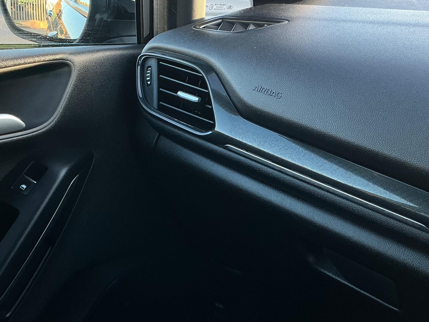 Used Ford Fiesta 2018 for sale - 76606989: Photo 45