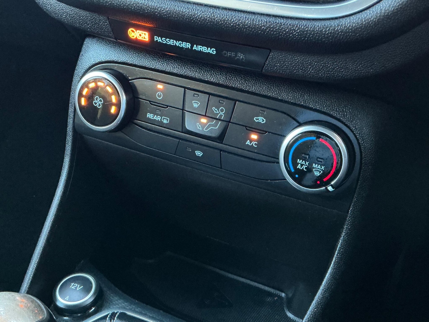 Used Ford Fiesta 2018 for sale - 76606989: Photo 46