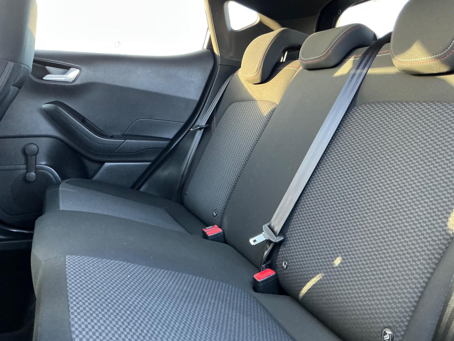 Used Ford Fiesta 2018 for sale - 76606989: Photo 7