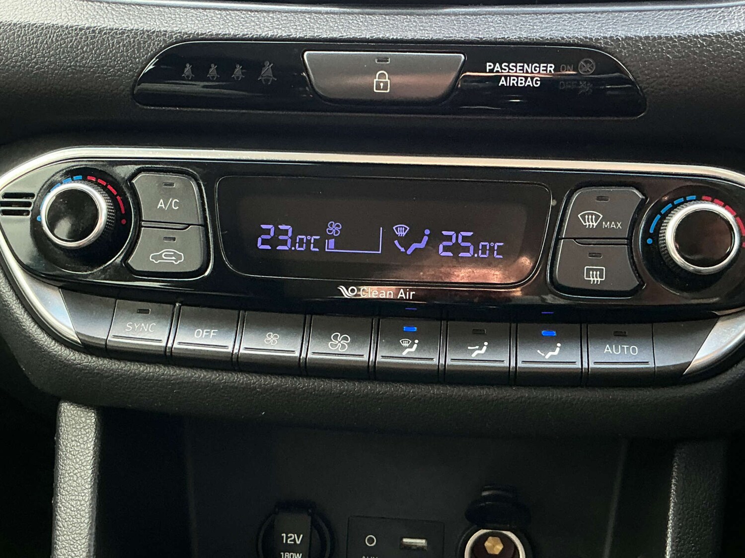 Used Hyundai i30 2017 for sale - 78068146: Photo 47