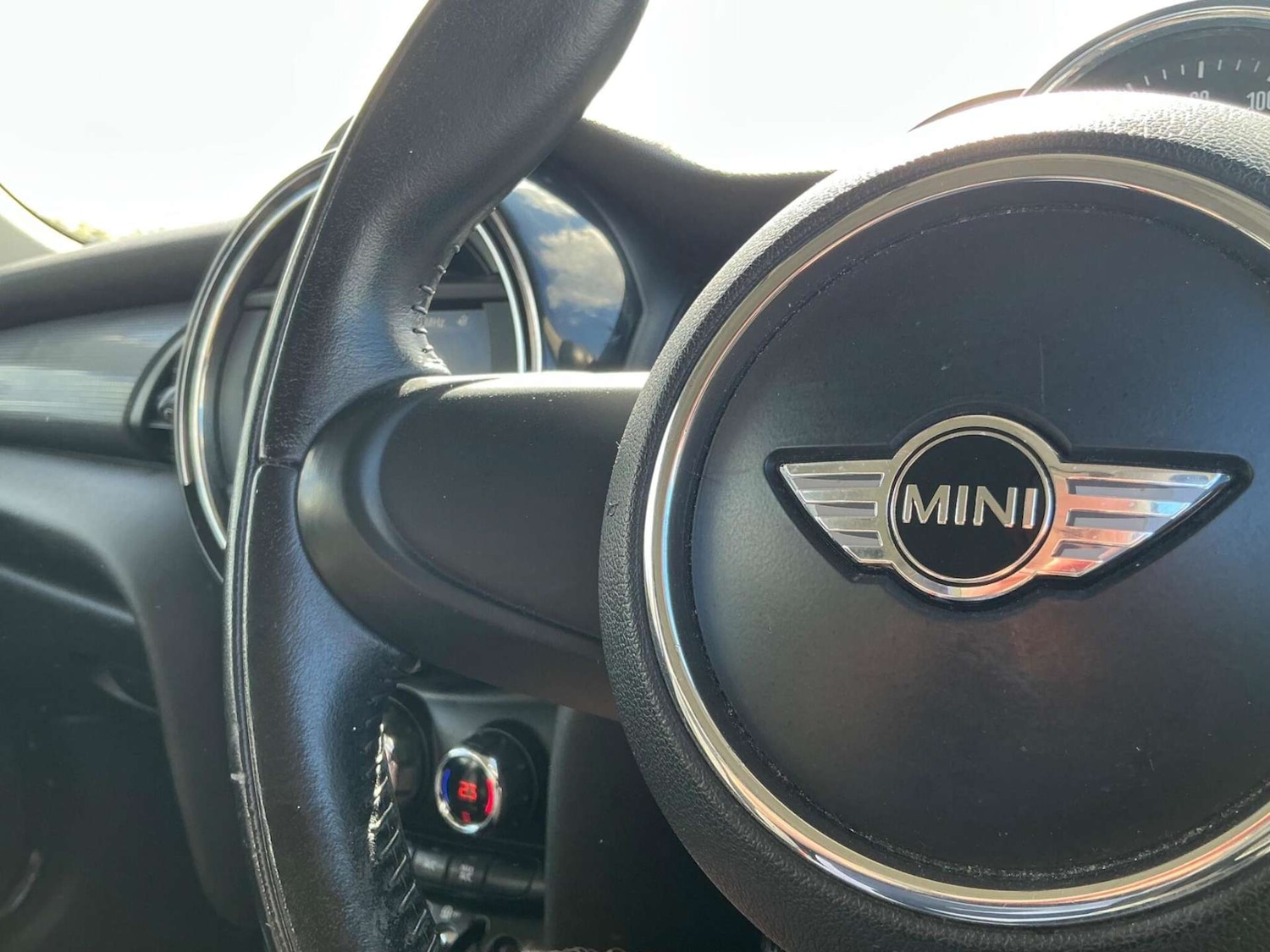 Used MINI Hatch 2015 for sale - 76858860: Photo 34