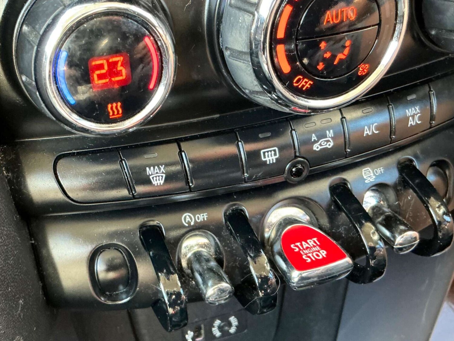 Used MINI Hatch 2015 for sale - 76858860: Photo 39