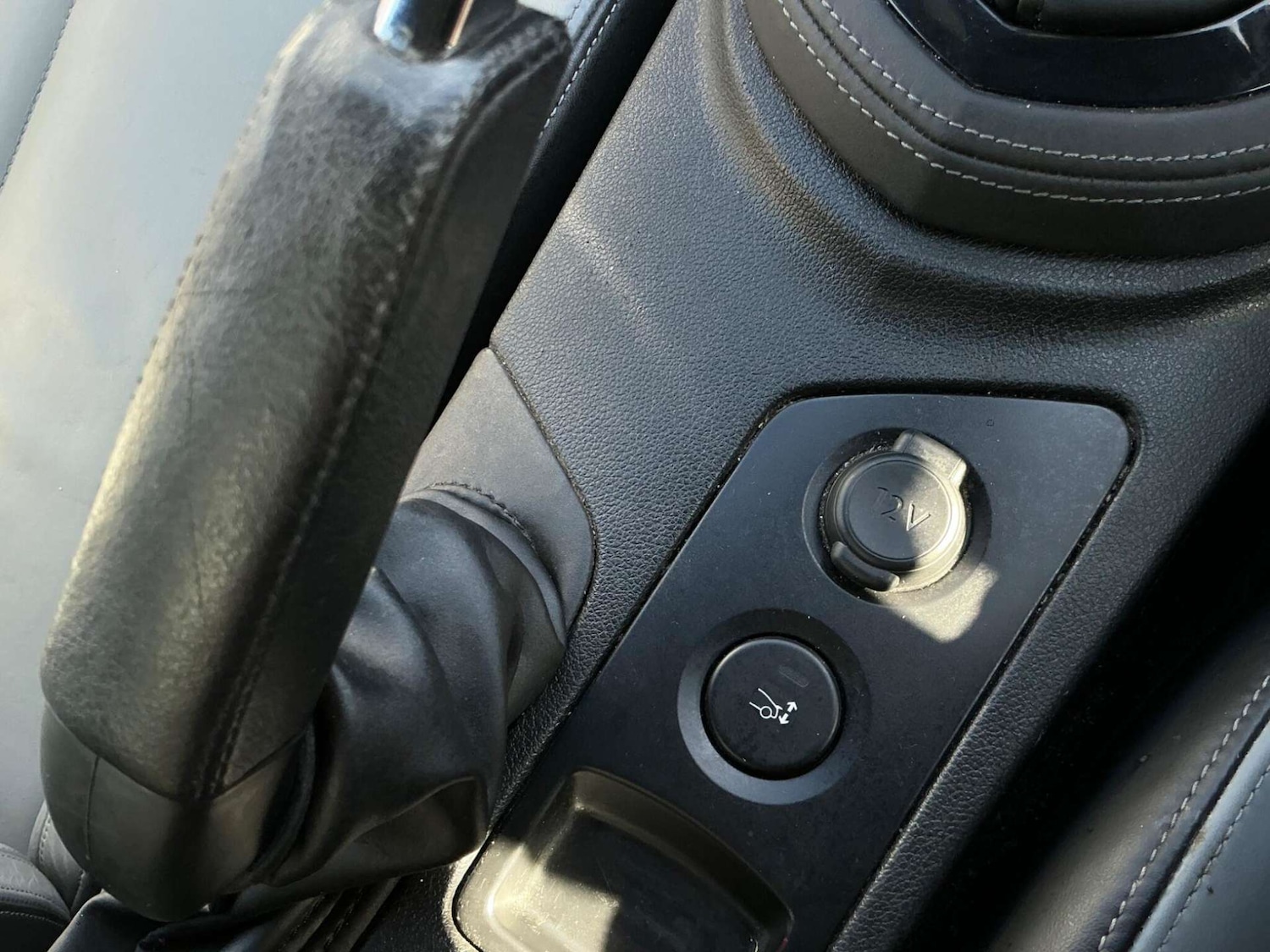 Used Peugeot RCZ 2015 for sale - 76858867: Photo 50