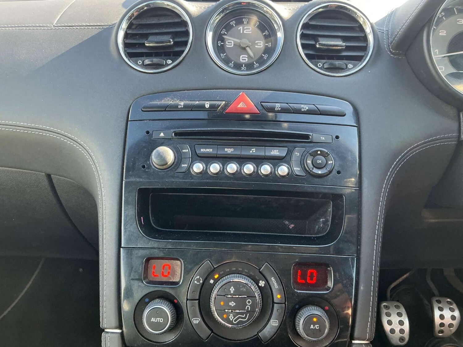 Used Peugeot RCZ 2015 for sale - 76858867: Photo 51