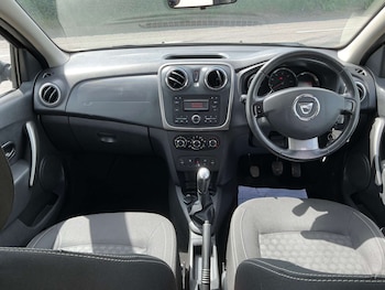 Used Dacia Sandero 2014 for sale - 78817262: Photo