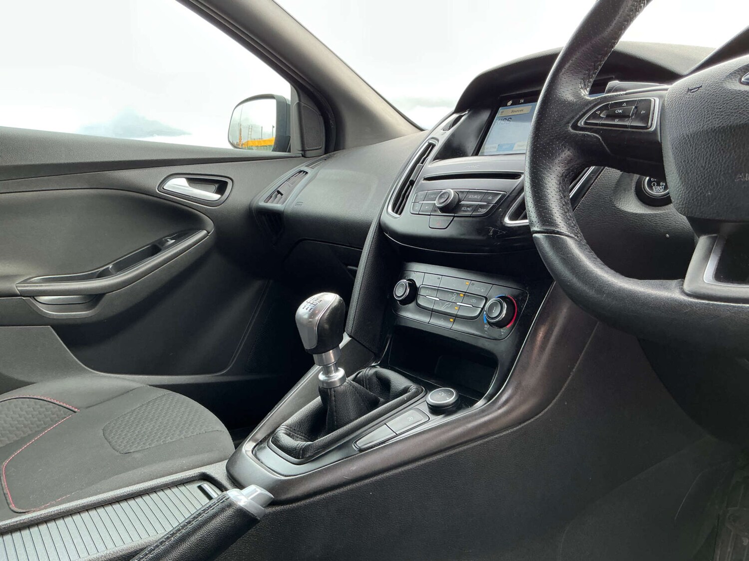 Used Ford Focus 2017 for sale - 77523232: Photo 42