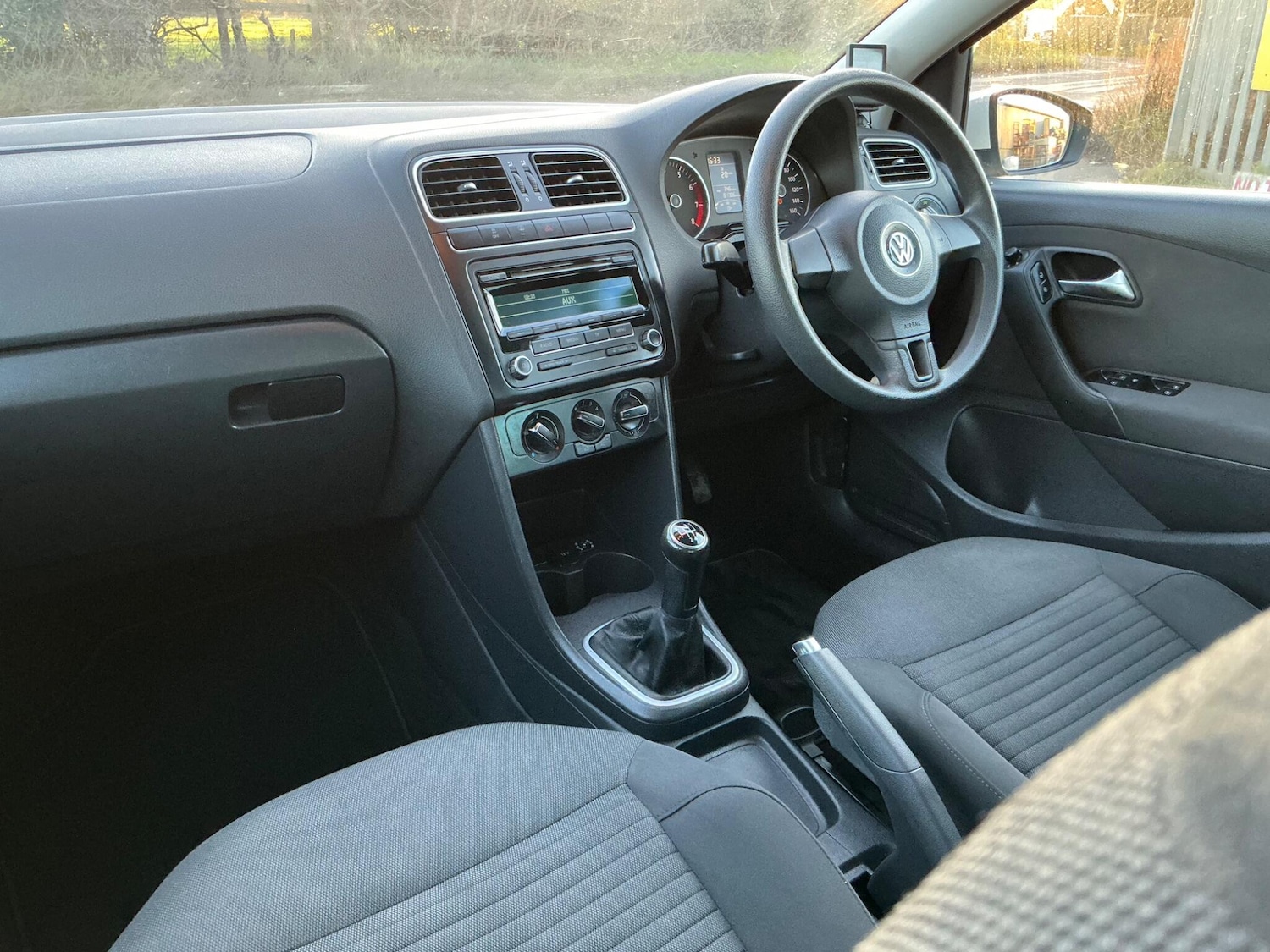 Used Volkswagen Polo 2012 for sale - 76658146: Photo 39