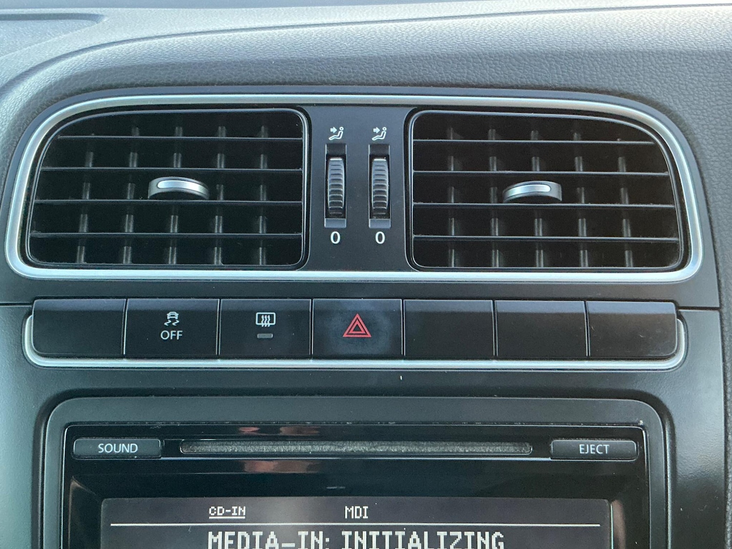 Used Volkswagen Polo 2012 for sale - 76658146: Photo 42