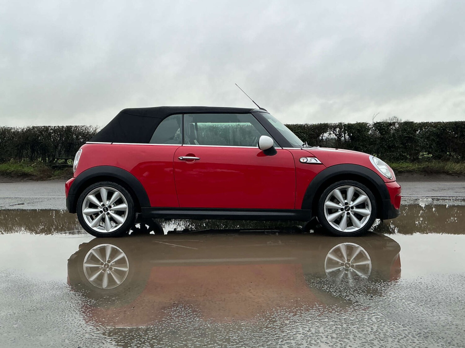 Used MINI Convertible 2013 for sale - 77469955: Photo 34
