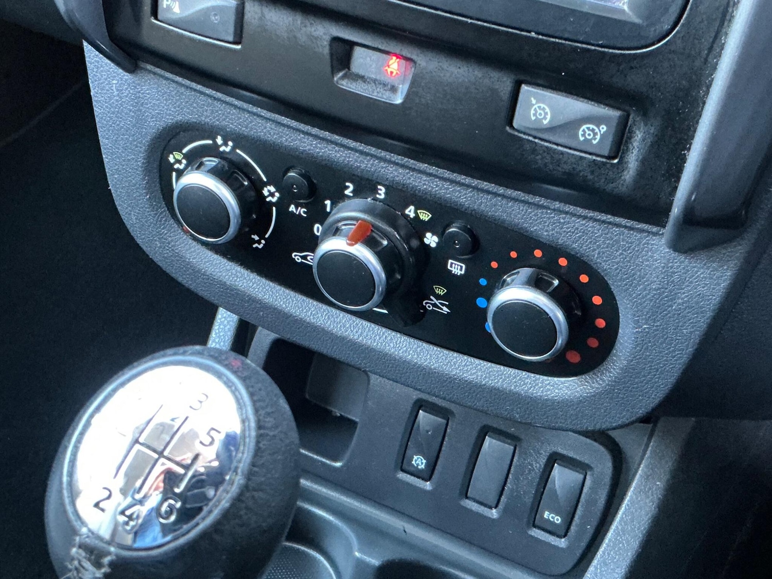 Used Dacia Duster 2017 for sale - 76646274: Photo 41