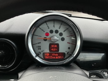 Used MINI Hatch 2010 for sale - 76689777: Photo