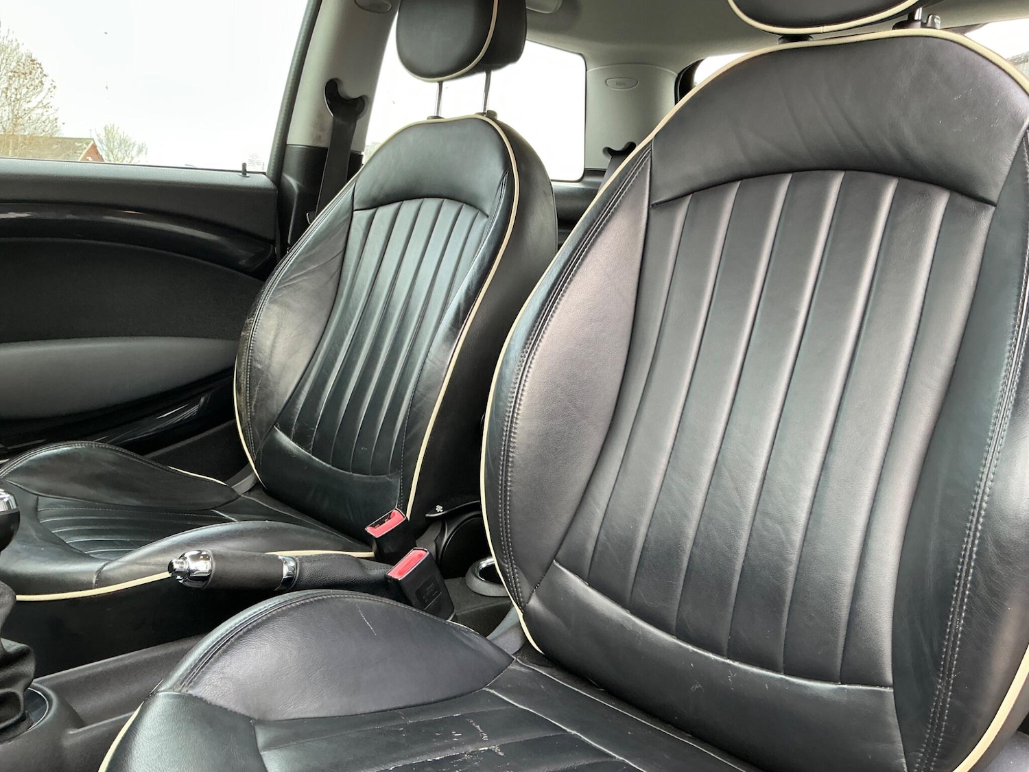 Used MINI Hatch 2010 for sale - 76689777: Photo 37