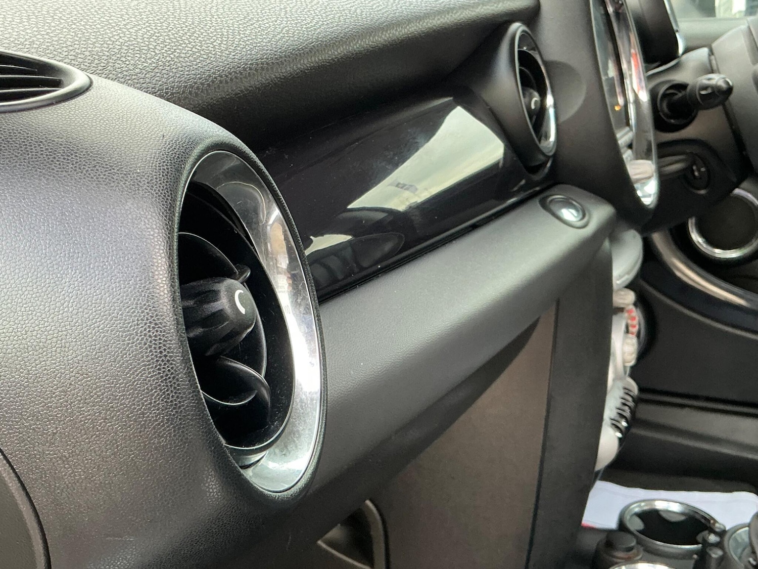 Used MINI Hatch 2010 for sale - 76689777: Photo 38