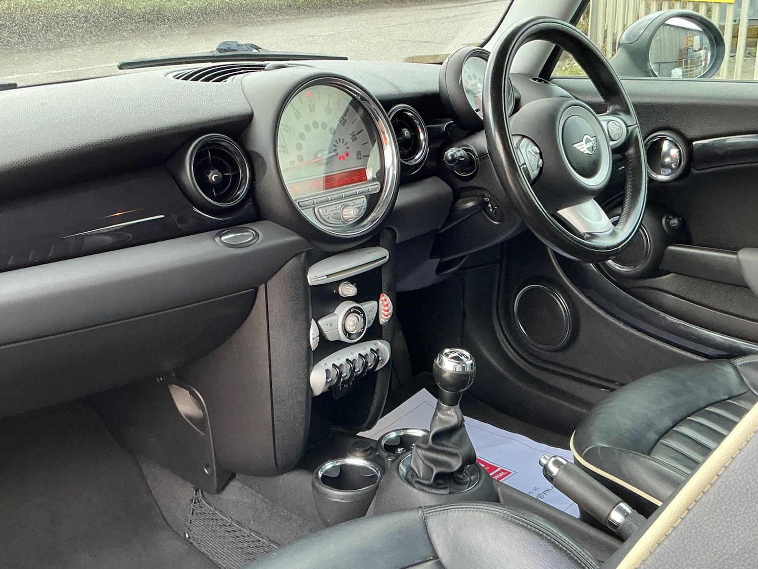 Used MINI Hatch 2010 for sale - 76689777: Photo 39