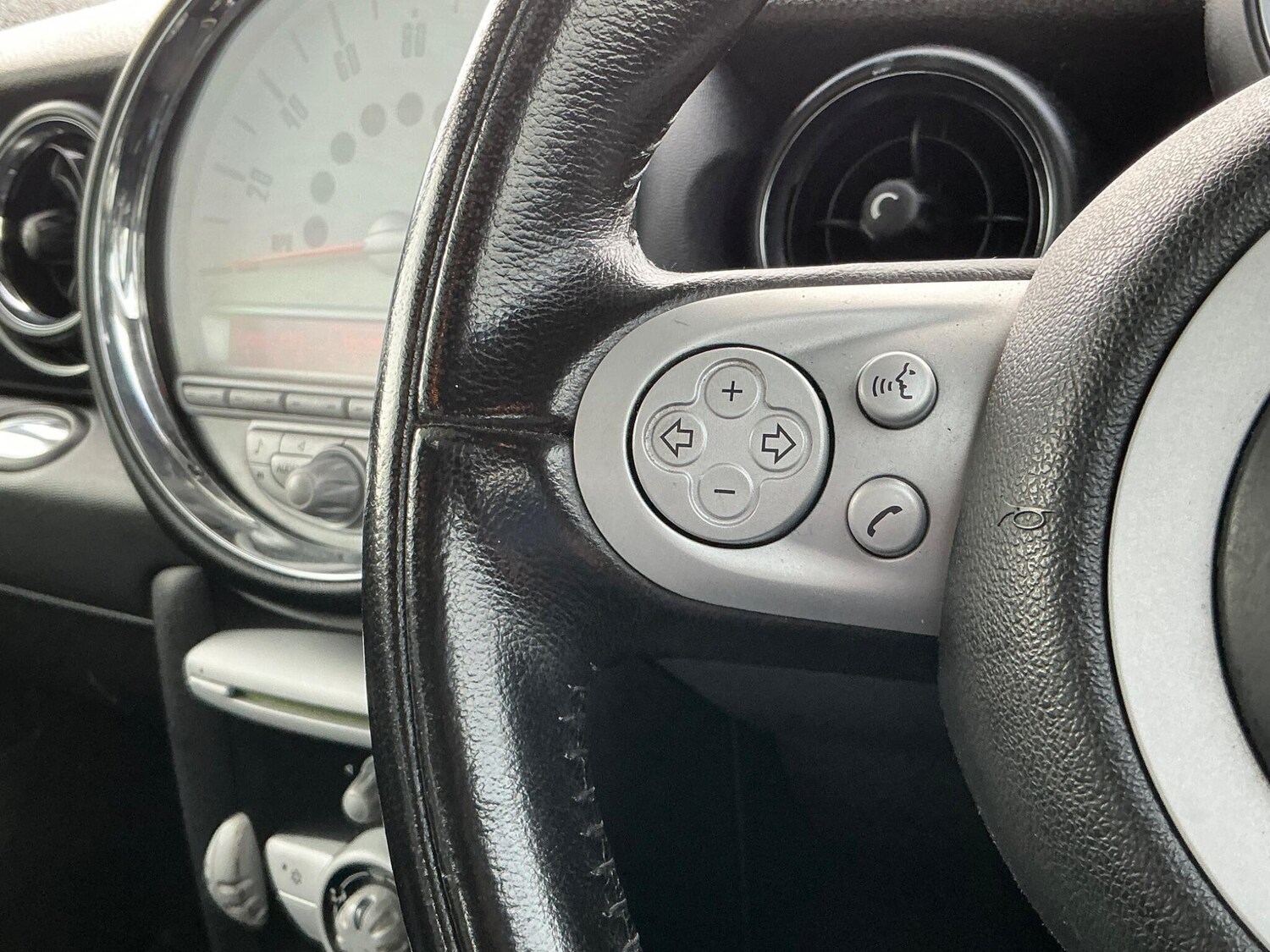 Used MINI Hatch 2010 for sale - 76689777: Photo 51