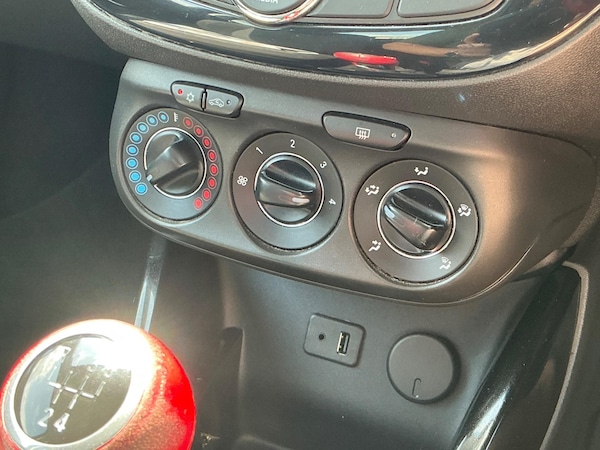 Used Vauxhall ADAM 2013 for sale - 75577627: Photo 41