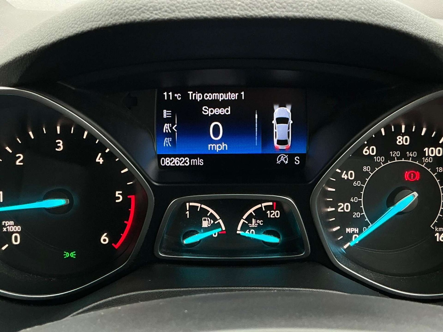 Used Ford Kuga 2017 for sale - 76858839: Photo 2