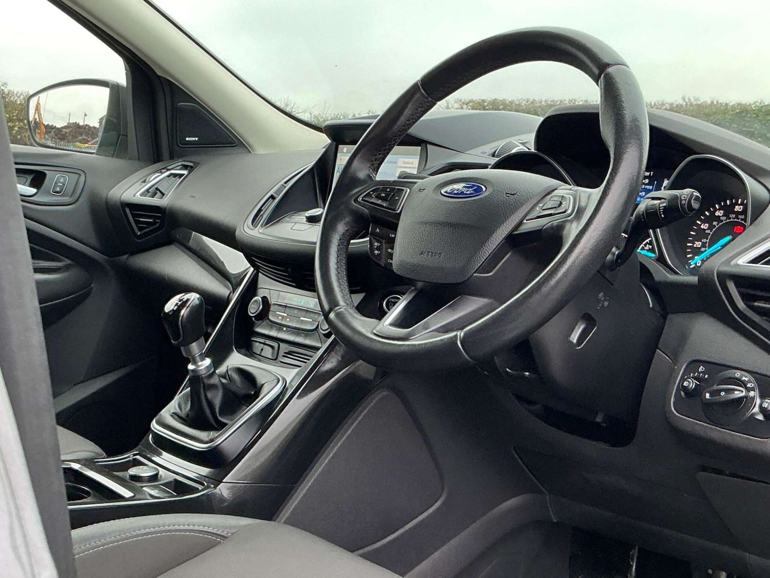 Used Ford Kuga 2017 for sale - 76858839: Photo 34