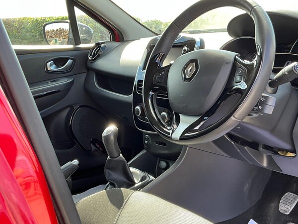 Used Renault Clio 2015 for sale - 75458672: Photo 28