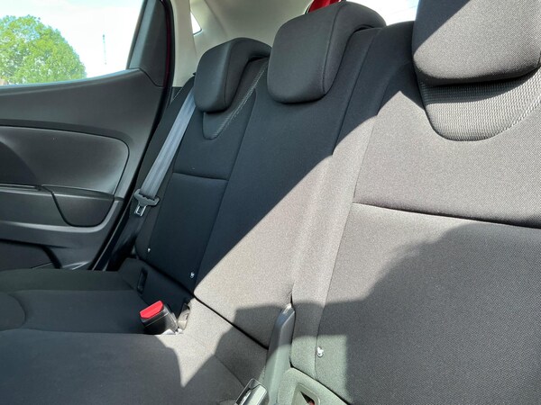 Used Renault Clio 2015 for sale - 75458672: Photo 34