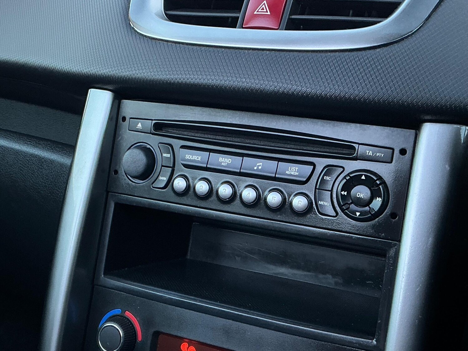 Used Peugeot 207 2012 for sale - 76715429: Photo 48