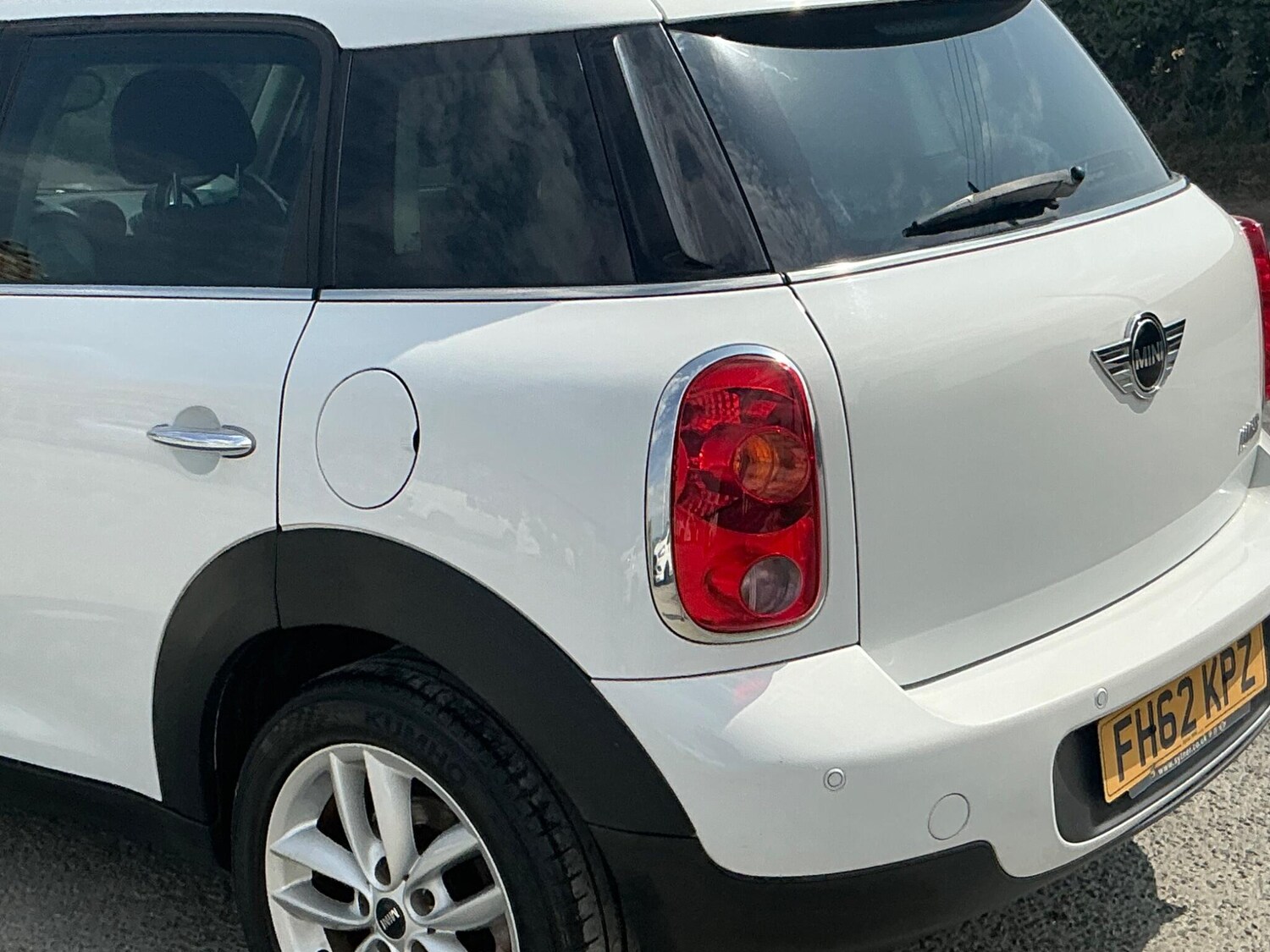Vehicle 28