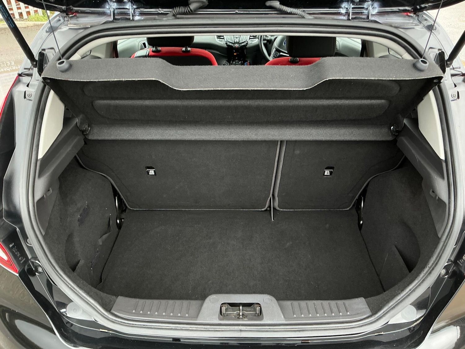 Used Ford Fiesta 2015 for sale - 76550600: Photo 22