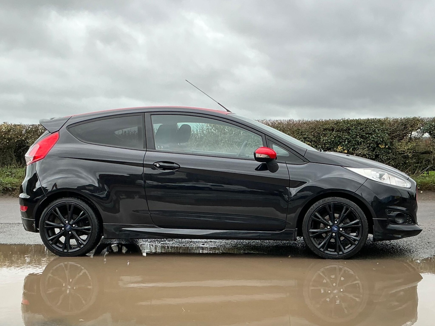 Used Ford Fiesta 2015 for sale - 76550600: Photo 26