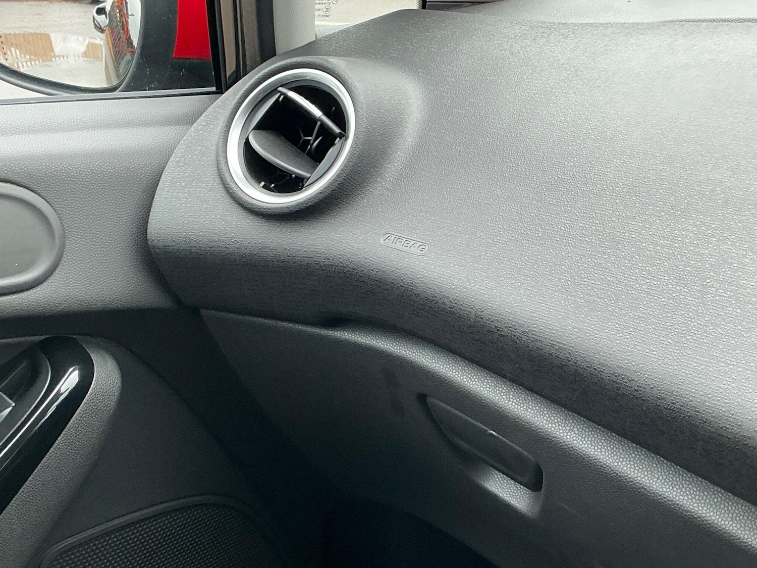 Used Ford Fiesta 2015 for sale - 76550600: Photo 46