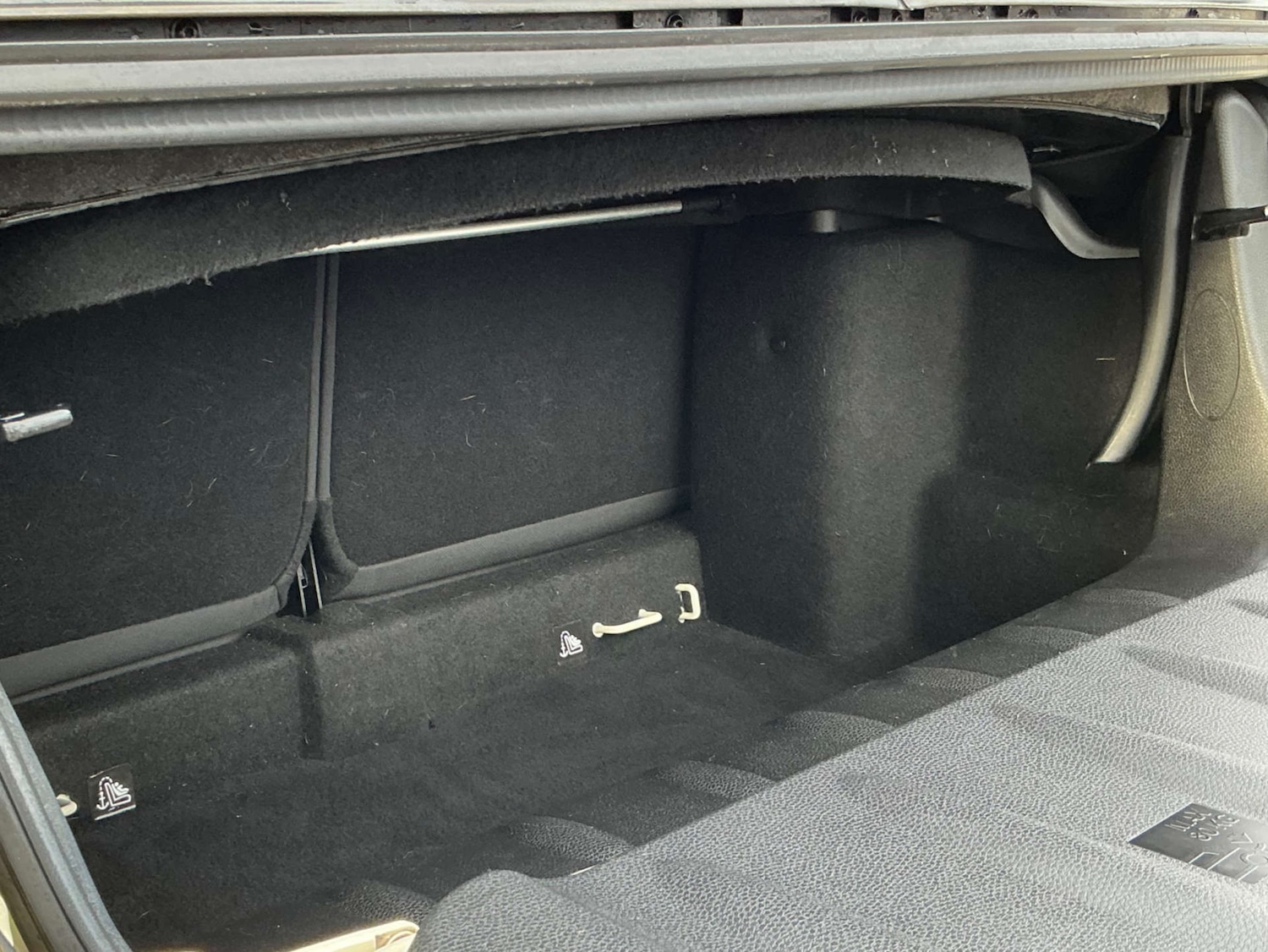 Used MINI Convertible 2014 for sale - 77195860: Photo 21