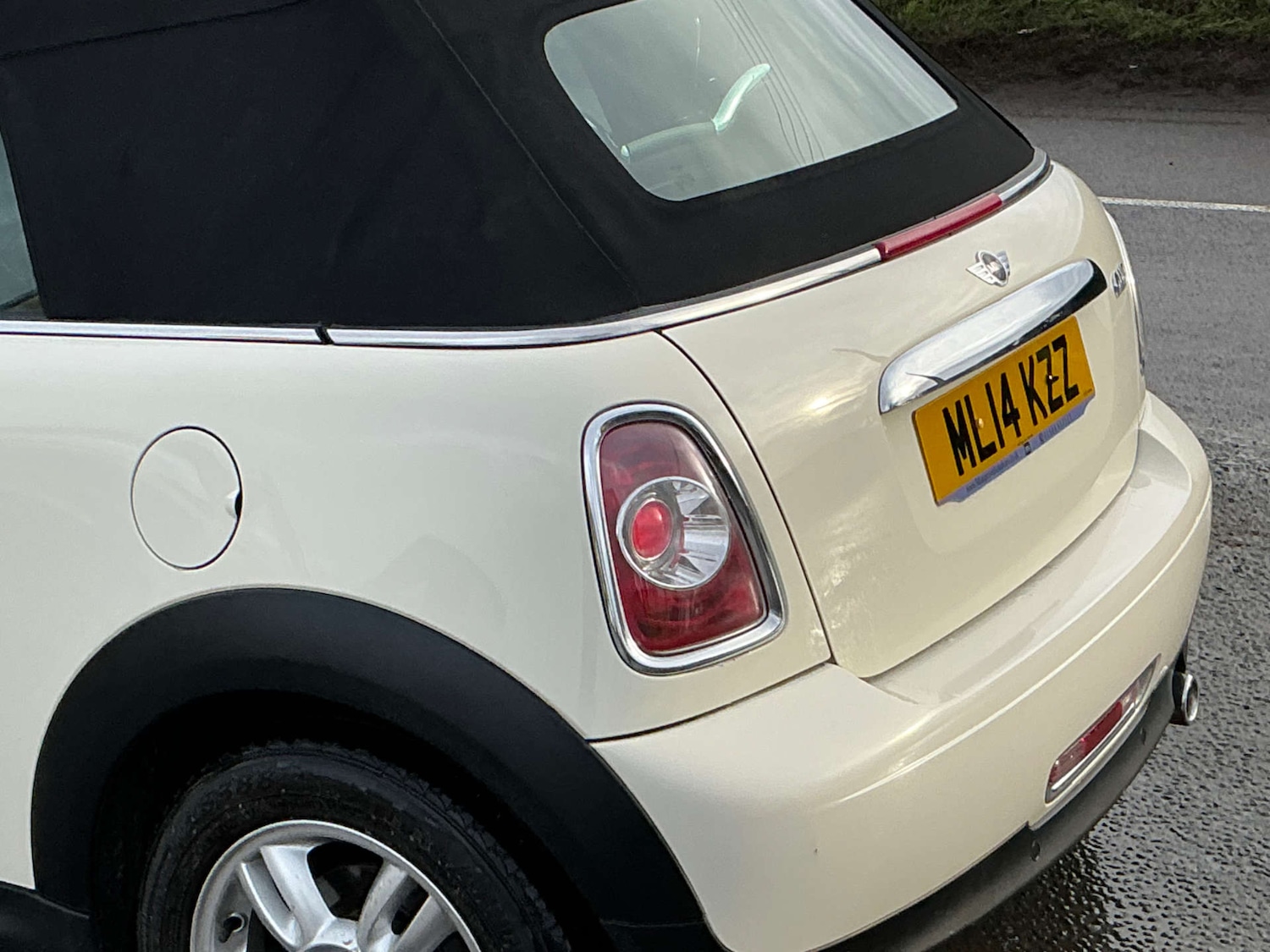 Used MINI Convertible 2014 for sale - 77195860: Photo 32