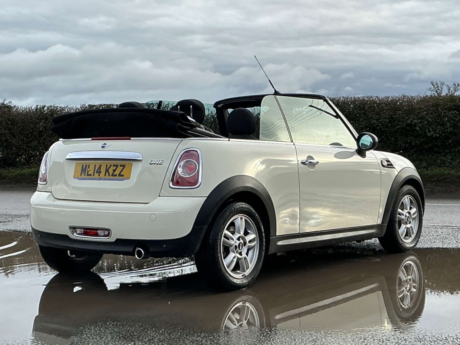 Used MINI Convertible 2014 for sale - 77195860: Photo 39