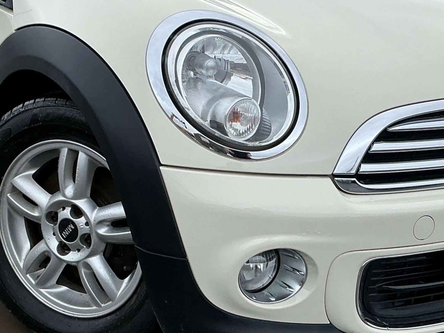 Used MINI Convertible 2014 for sale - 77195860: Photo 7