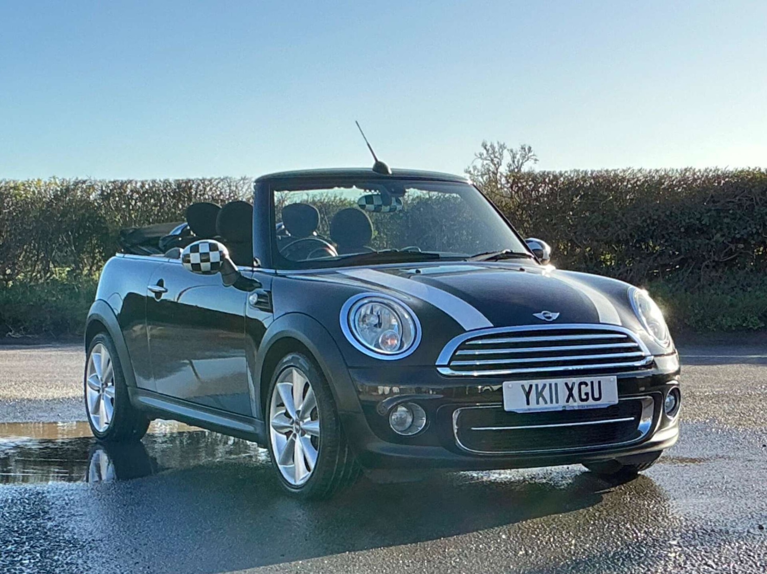 Used MINI Convertible 2011 for sale - 76858857: Photo 10