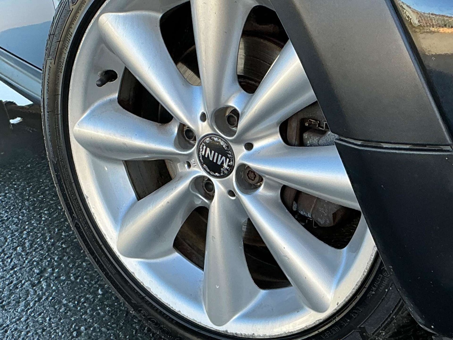 Used MINI Convertible 2011 for sale - 76858857: Photo 9