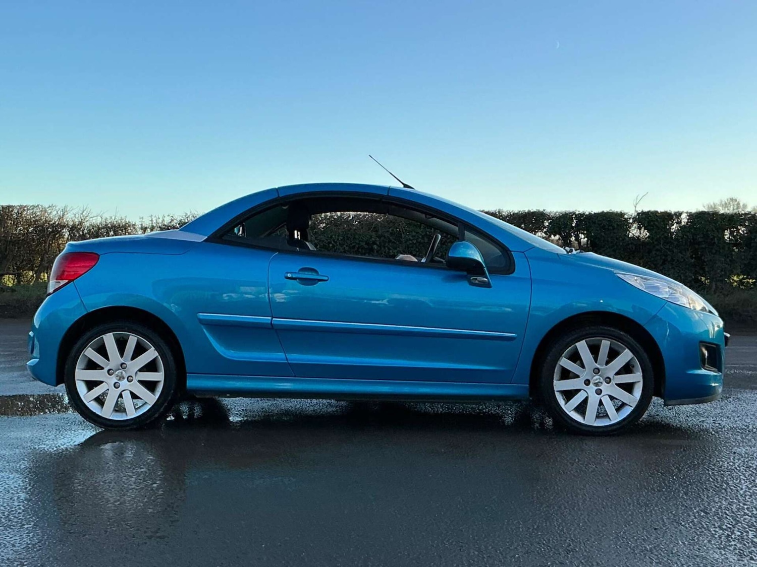 Used Peugeot 207 2012 for sale - 76858836: Photo 30