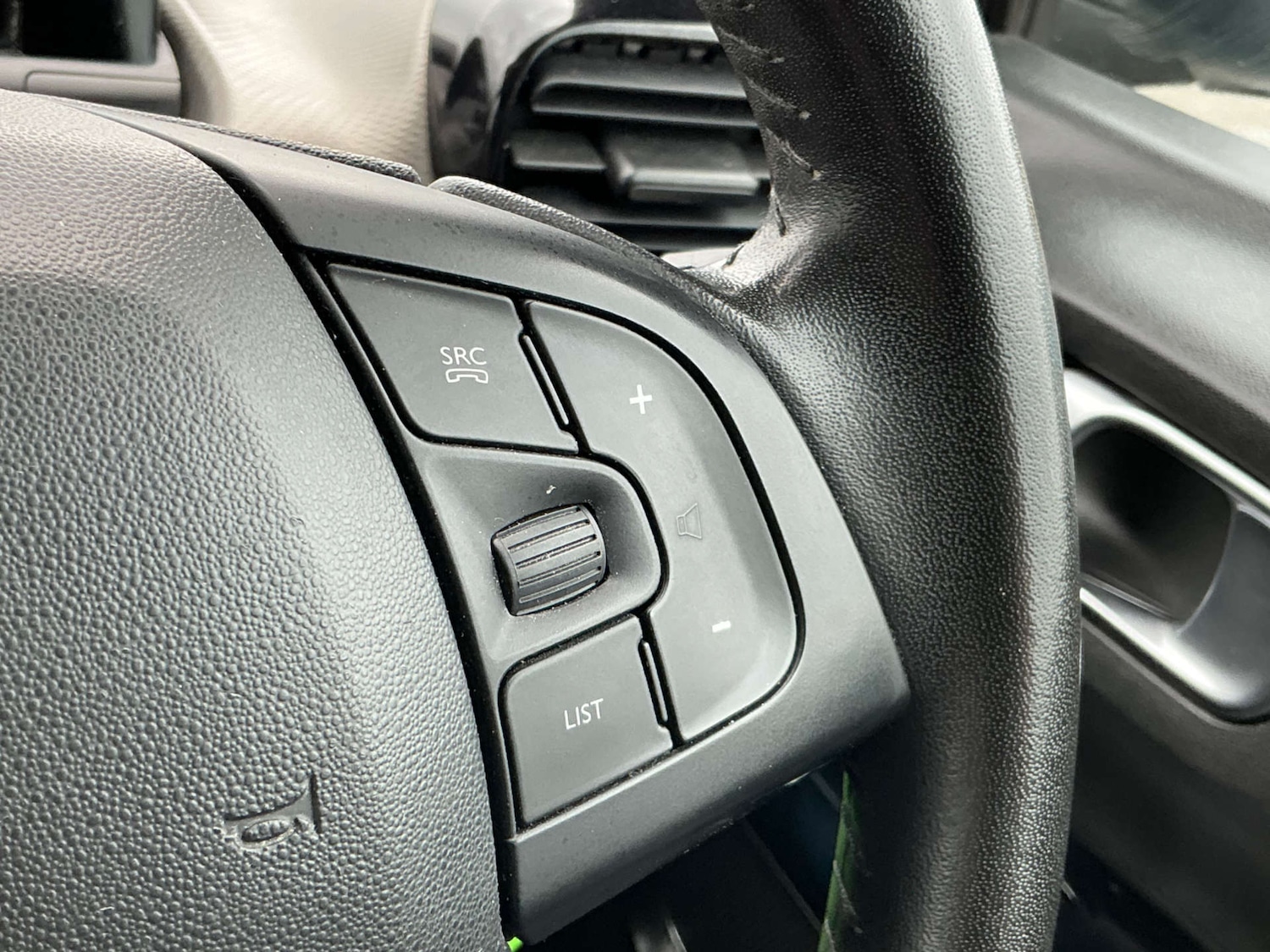 Used Citroen C4 Cactus 2019 for sale - 78122065: Photo 28