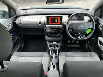 Used Citroen C4 Cactus 2019 for sale - 78122065: Photo