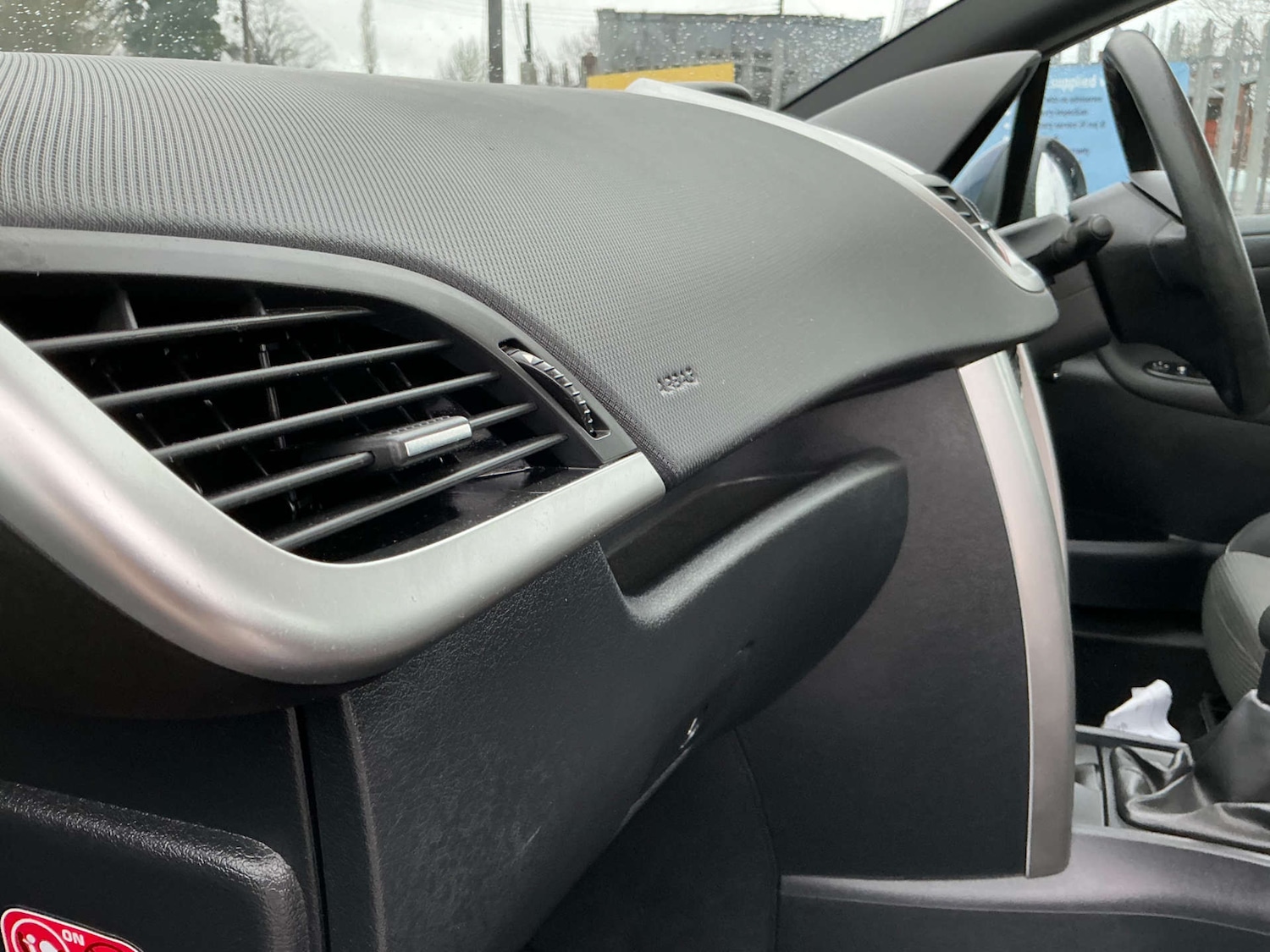 Used Peugeot 207 2014 for sale - 77523455: Photo 42