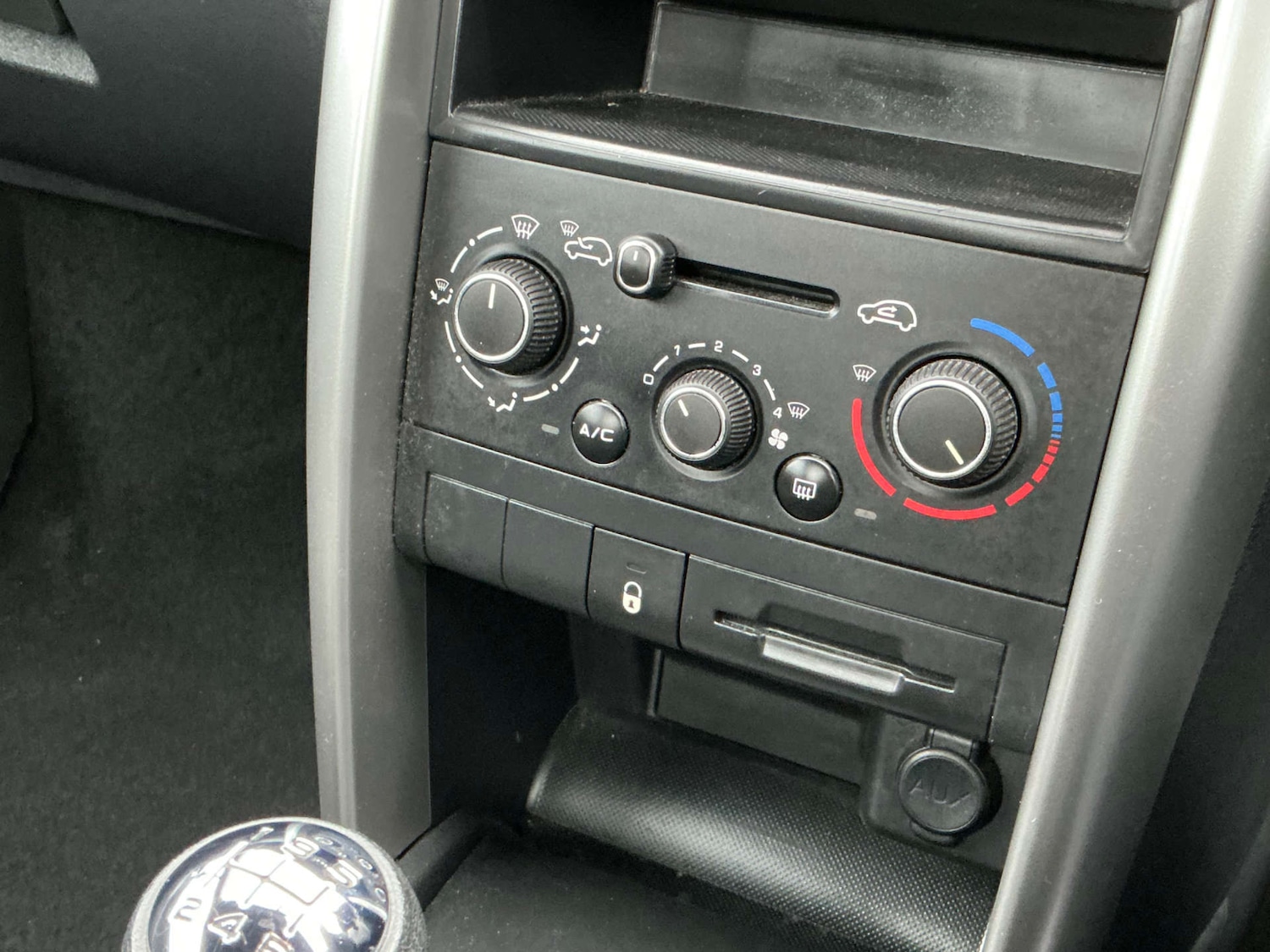 Used Peugeot 207 2014 for sale - 77523455: Photo 49