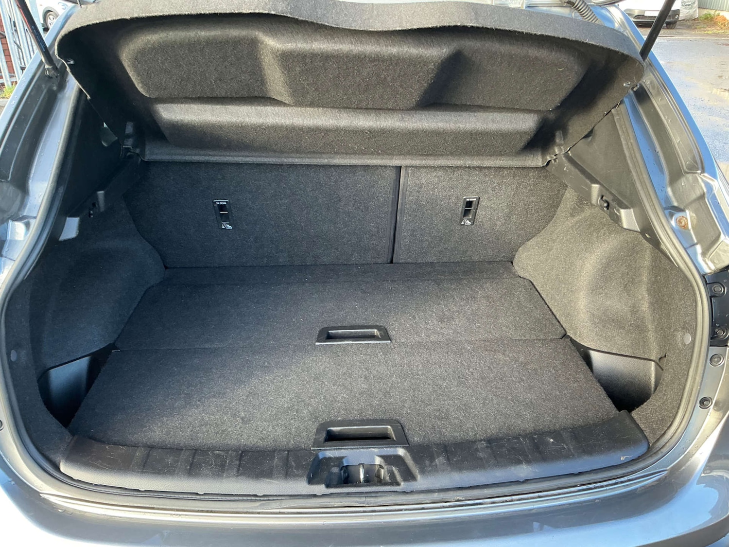 Used Nissan Qashqai 2014 for sale - 76894410: Photo 18