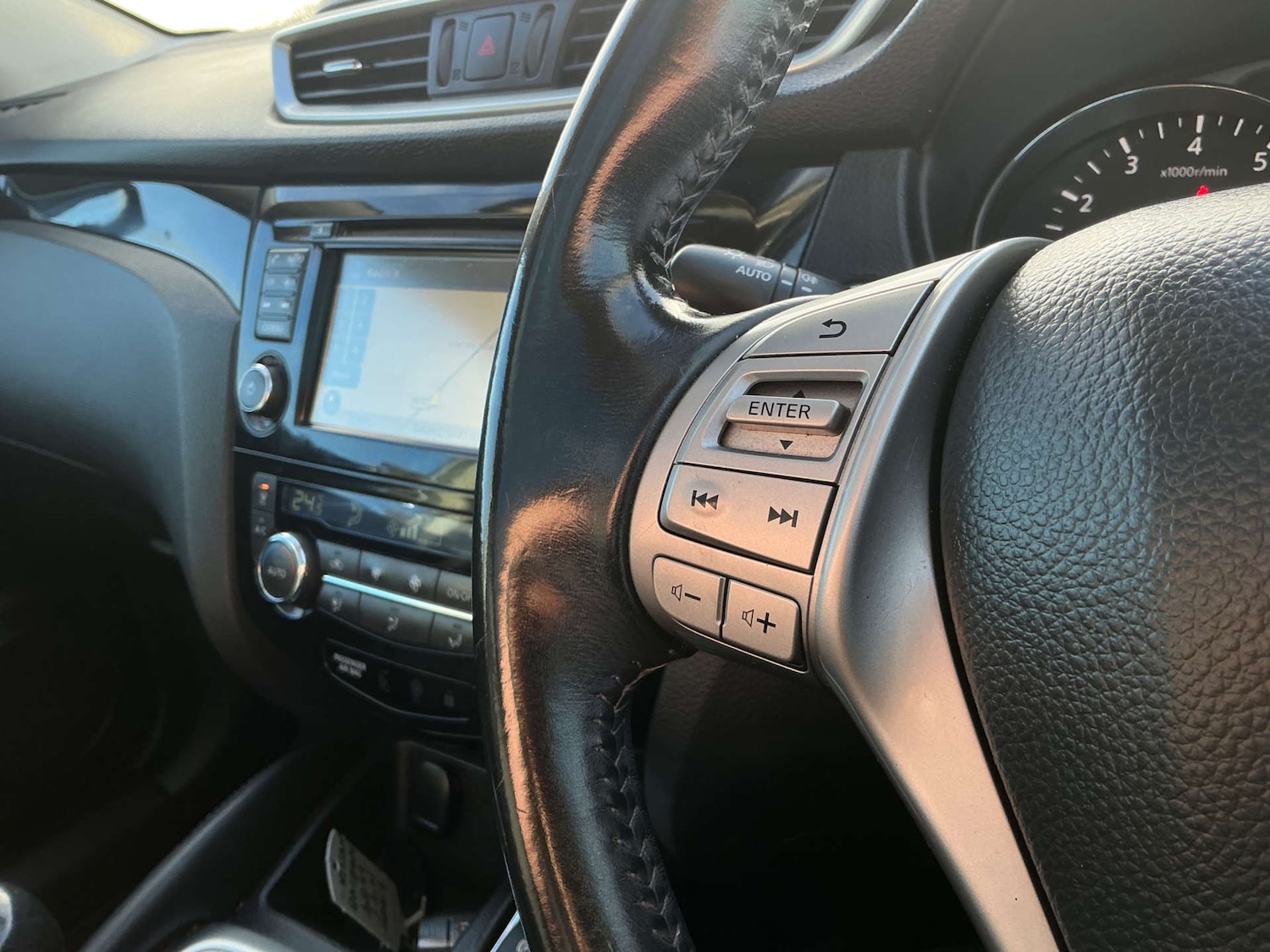 Used Nissan Qashqai 2014 for sale - 76894410: Photo 47