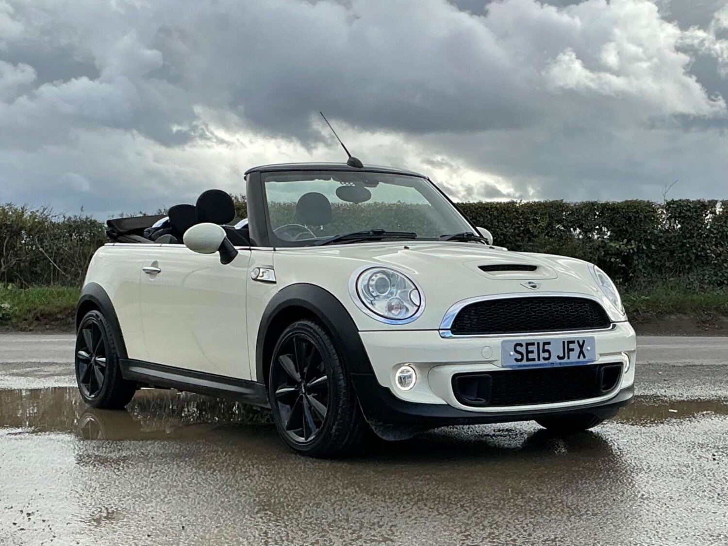 Used MINI Convertible 2015 for sale - 76858850: Photo 10