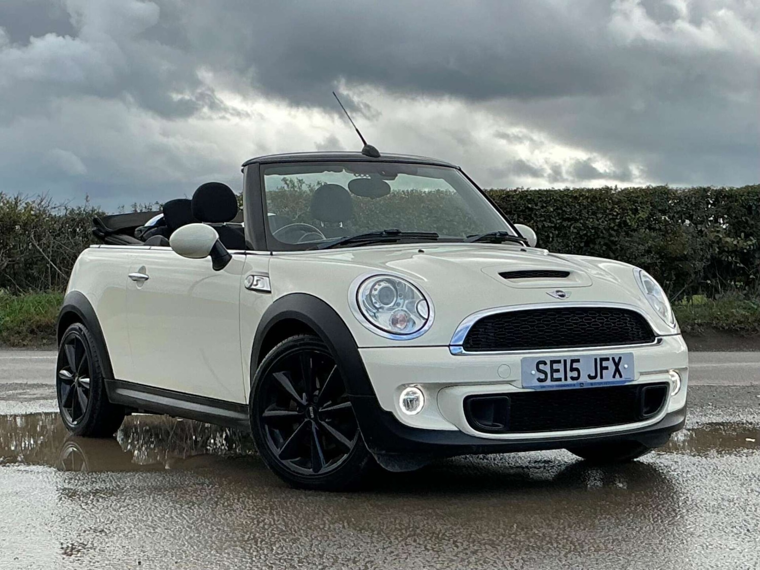 Used MINI Convertible 2015 for sale - 76858850: Photo 17