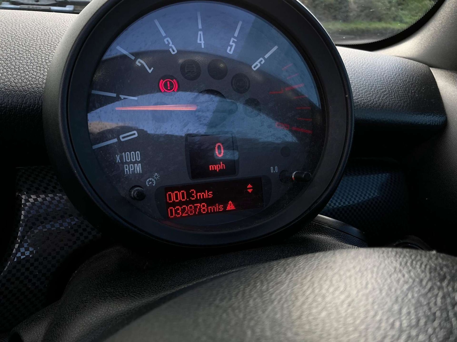 Used MINI Convertible 2015 for sale - 76858850: Photo 2