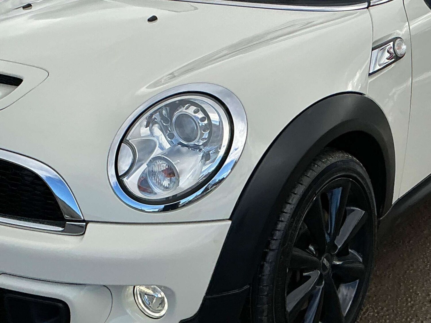 Used MINI Convertible 2015 for sale - 76858850: Photo 23