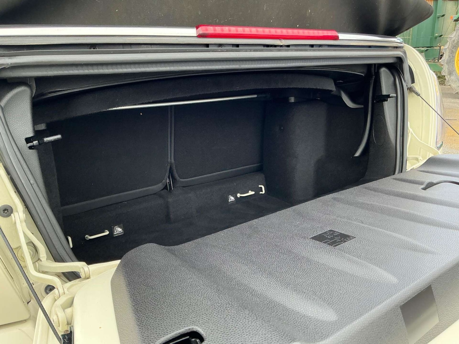 Used MINI Convertible 2015 for sale - 76858850: Photo 27